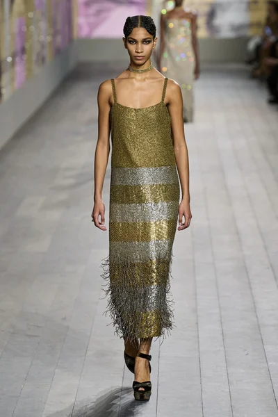 Look 31
